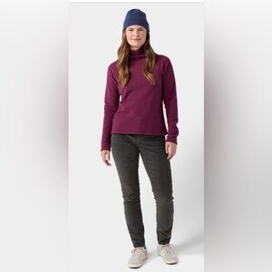 Stio Women’s Rivet Cord pants Size 8 Short inseam color : Raven NWT